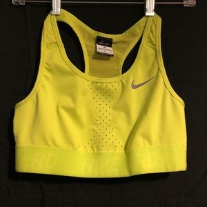 Nike pro sports bra